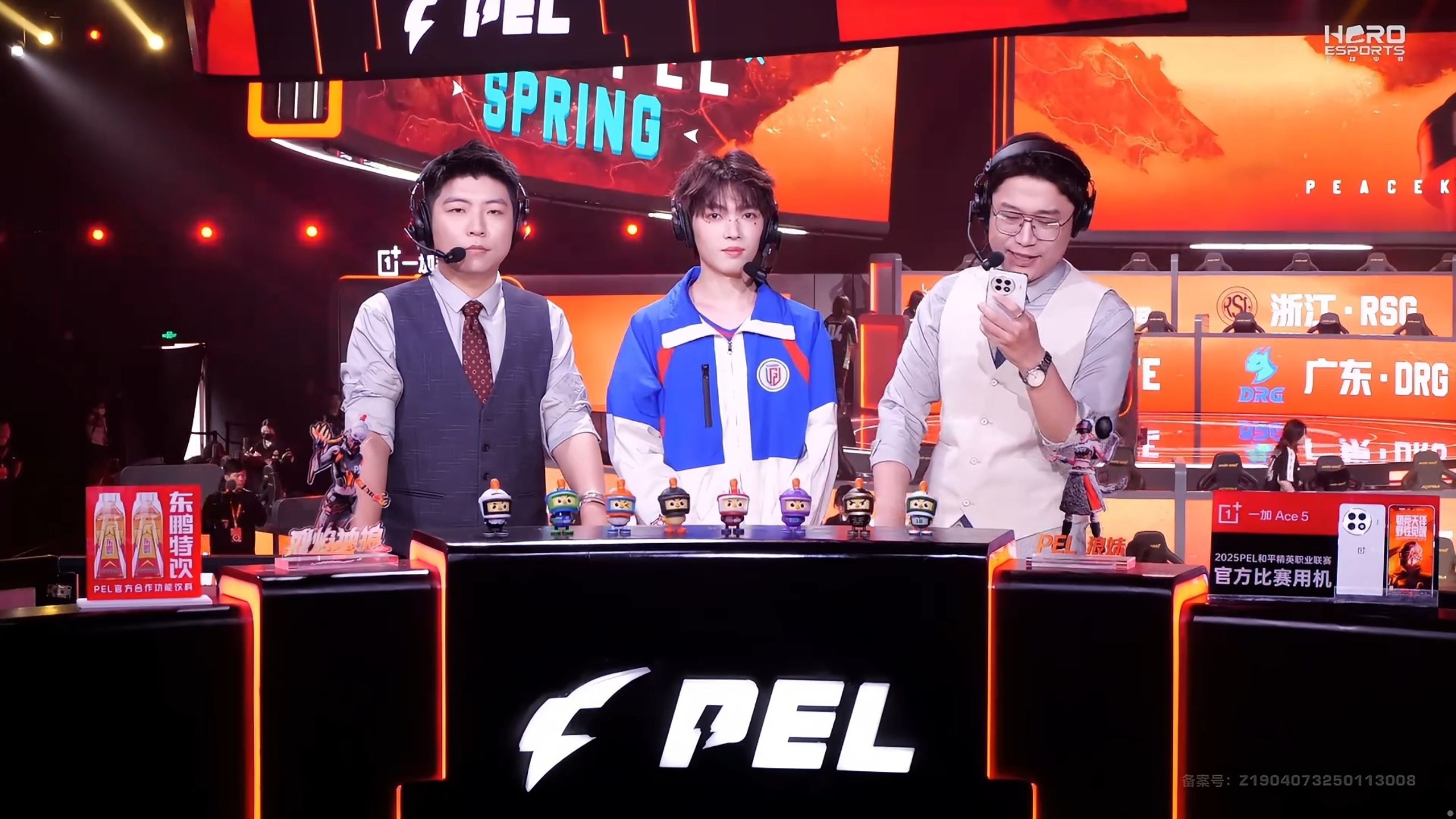 NS血洗LGD，Chovy开启传奇时刻强强对话半决赛，引爆全场热议