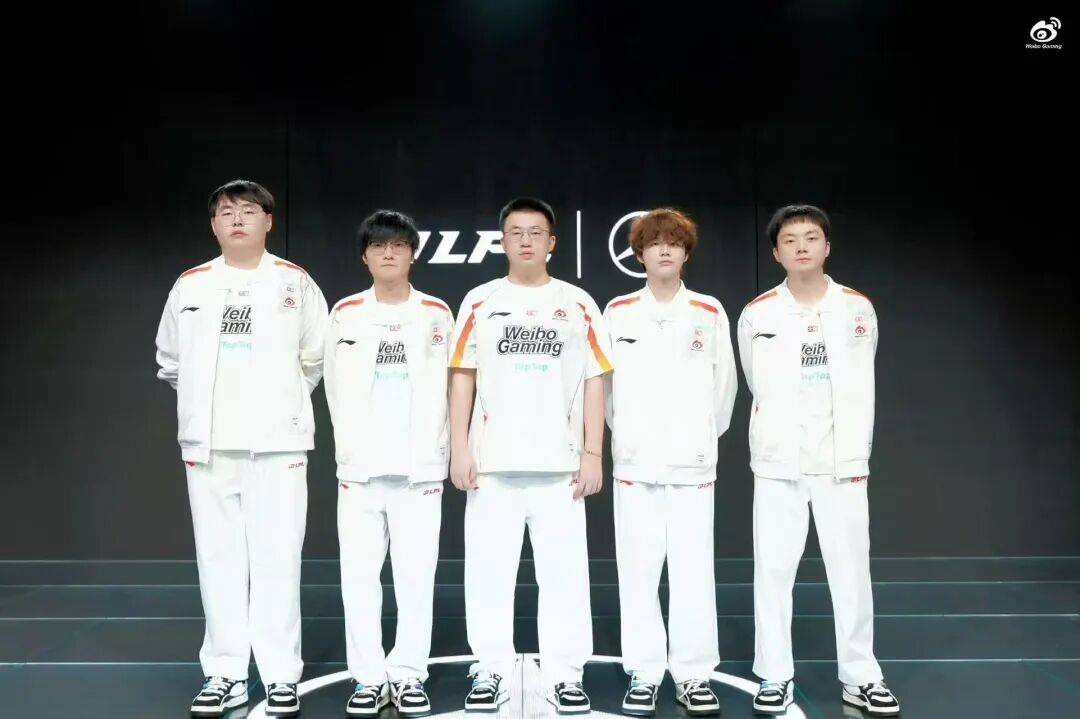 HLE鏖战EG,Crisp单局斩获MVP激烈交锋入围赛,让粉丝疯狂欢呼 HLE鏖战EG,Crisp单局斩获MVP激烈交锋入围赛,让粉丝疯狂欢呼