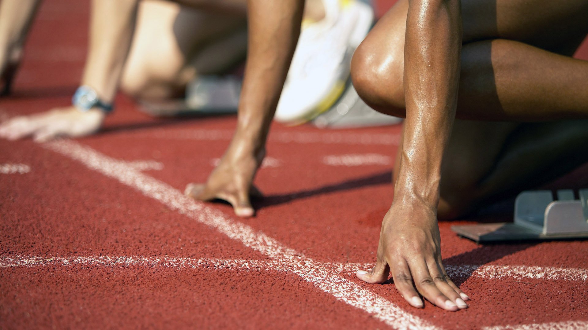 浓眉擎天一柱！新疆生死战力斩骑士，绝境中站出真领袖