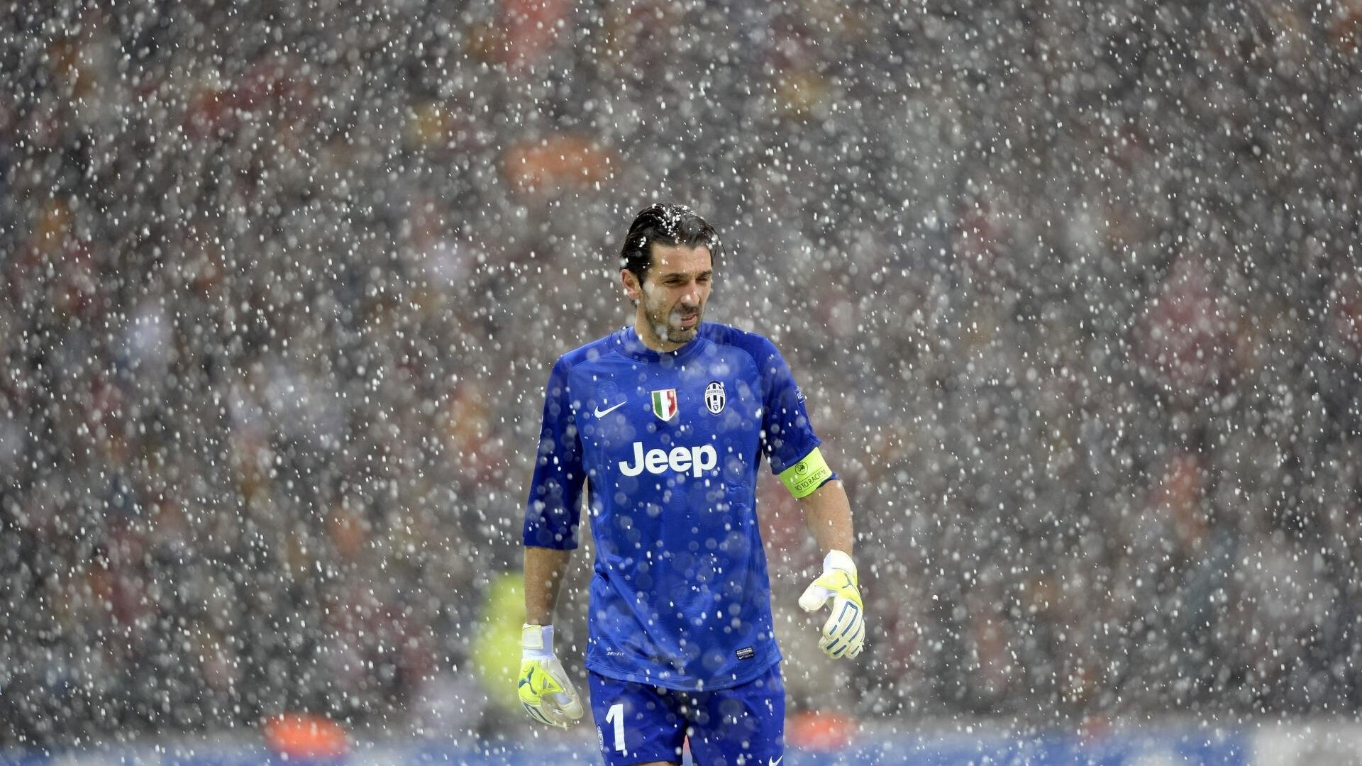 狼王咆啸撕裂潘帕斯防线!黄喜灿一锤定音,巴萨式防守让阿根廷巨星集体哑火